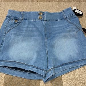 NWT One5one denim shorts